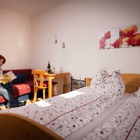 Weingut Familie Krell Hotel Mitterretzbach Kültér fotó